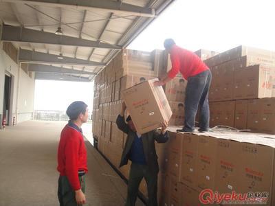 番禺物流為您供應(yīng)專業(yè)的番禺電器物流-廣州萬佳達(dá)物流公司提供番禺物流為您供應(yīng)專業(yè)的番禺電器物流的相關(guān)介紹、產(chǎn)品、服務(wù)、圖片、價格廣州番禺萬佳達(dá)物流∣番禺物流公司∣番禺貨運公司∣番禺托運公司∣番禺專線物流∣番禺行李托運物流∣番禺大件設(shè)備物流∣番禺家具物流 番禺物流,番禺貨運,番禺行李托運,番禺工廠物流,萬佳達(dá)物流,番禺設(shè)備運輸,番禺托運,